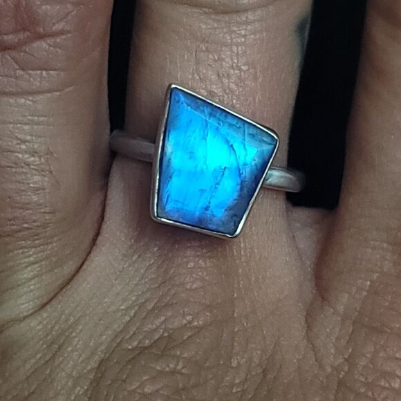 Labradorite and Sterling Silver Ring Size 8.5 Signed NC 925 - Picture 1 of 7